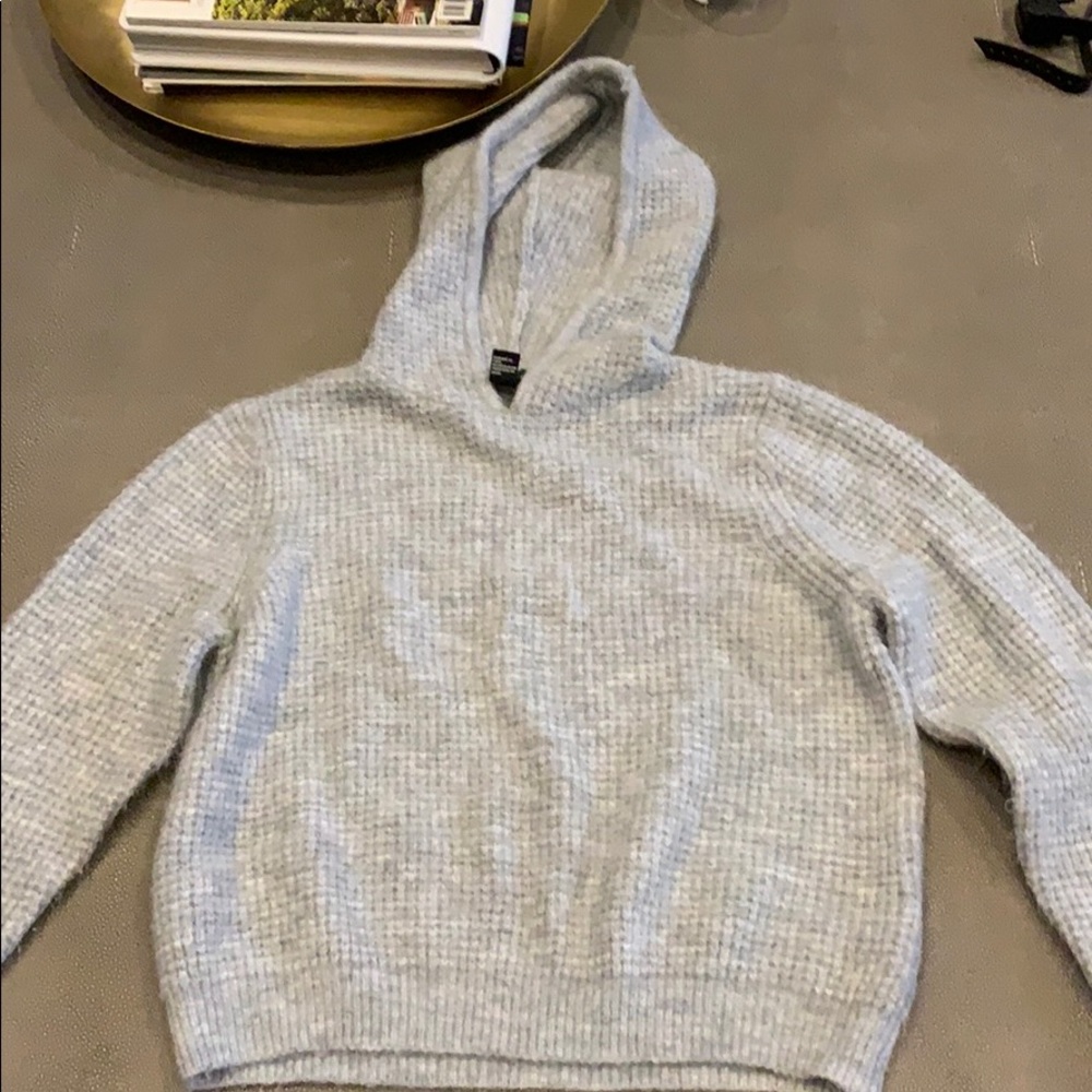 sweatshirt